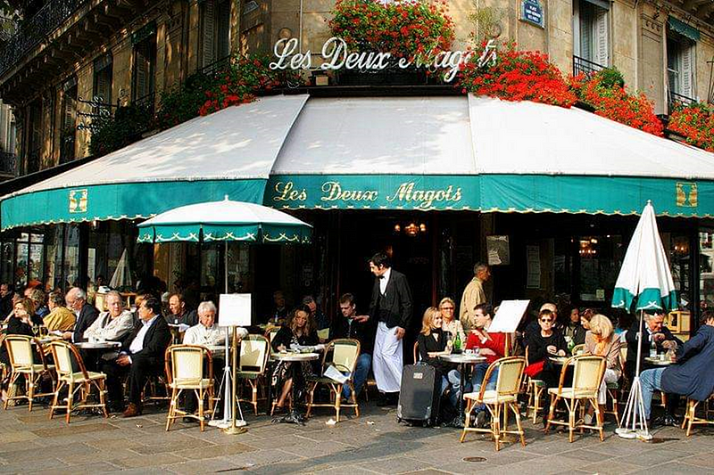 Iconic Paris café where literary giants gathered