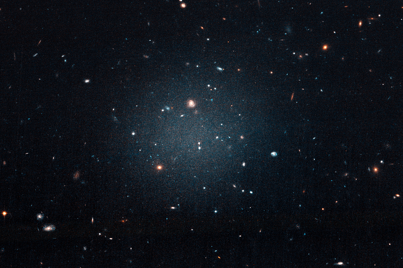 The ultra-diffuse galaxy NGC 1052-DF2 captured by telescopes.